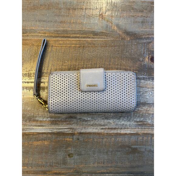 Fossil Wristlet Wallet Molly Gray Cowhide Leather Card Holder Pockets Zip Clutch - Picture 9 of 9